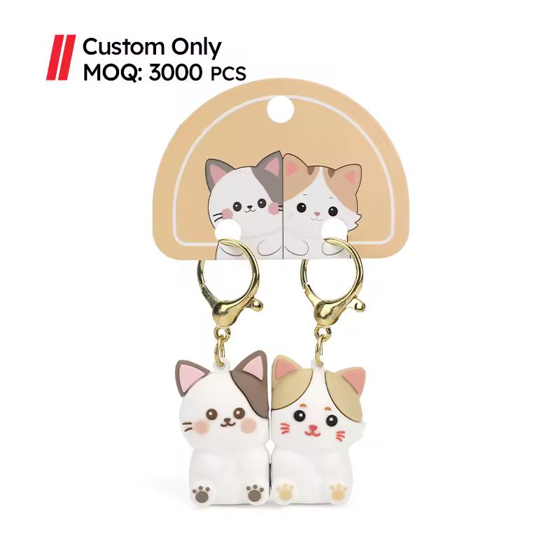 MOQ 3000 Pcs Business Gift Silicone Carabiner Keychain Make Your Own Cut…