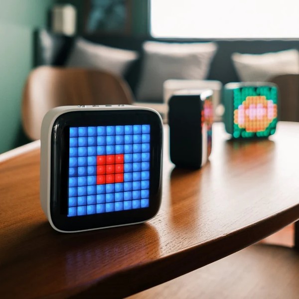 Handheld Retro Gameboy Styled Pixel Art Bluetooth Speaker